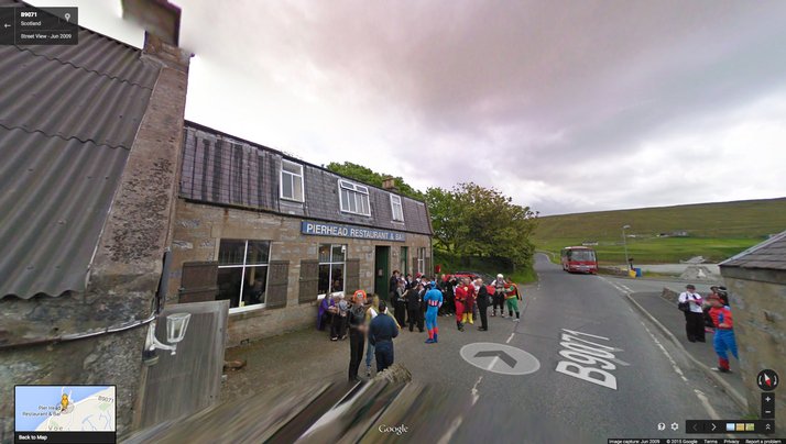http://www.pcadvisor.co.uk/feature/internet/22-funny-google-street-view-pictures-privacy-conscious-cows-idg-staff-boozing-113719/