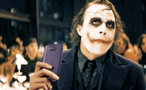 http://worldwideinterweb.com/9450-fictitionial-character-selfies/